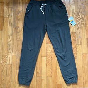 Brand new Vuori Malibu Sweatpant